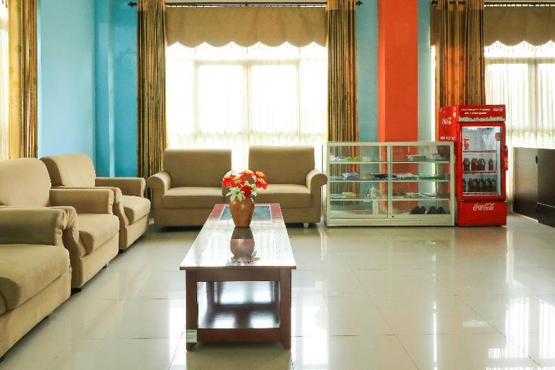 Greensa Inn Surabaya Exterior foto
