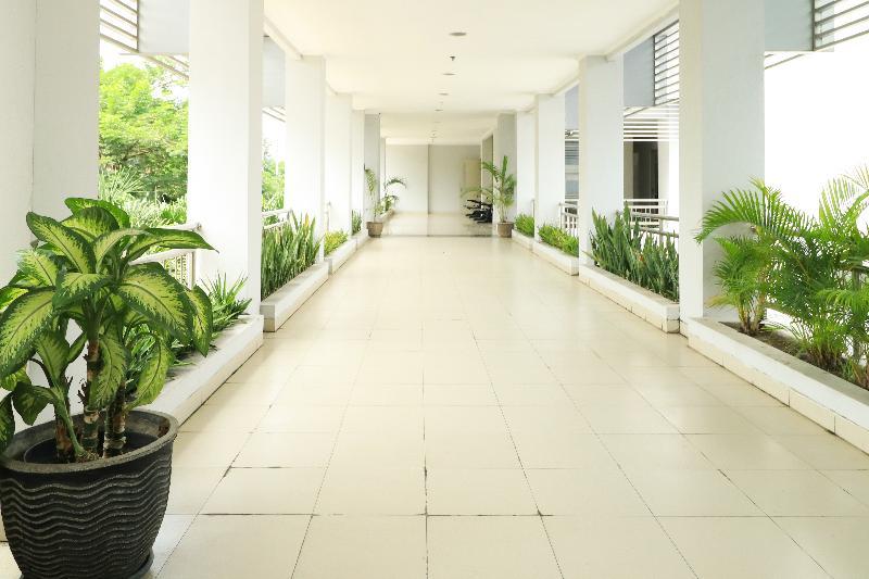 Greensa Inn Surabaya Exterior foto